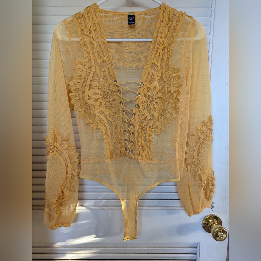 Windsor Mustard Yellow Sheer Lace Bodysuit size Small